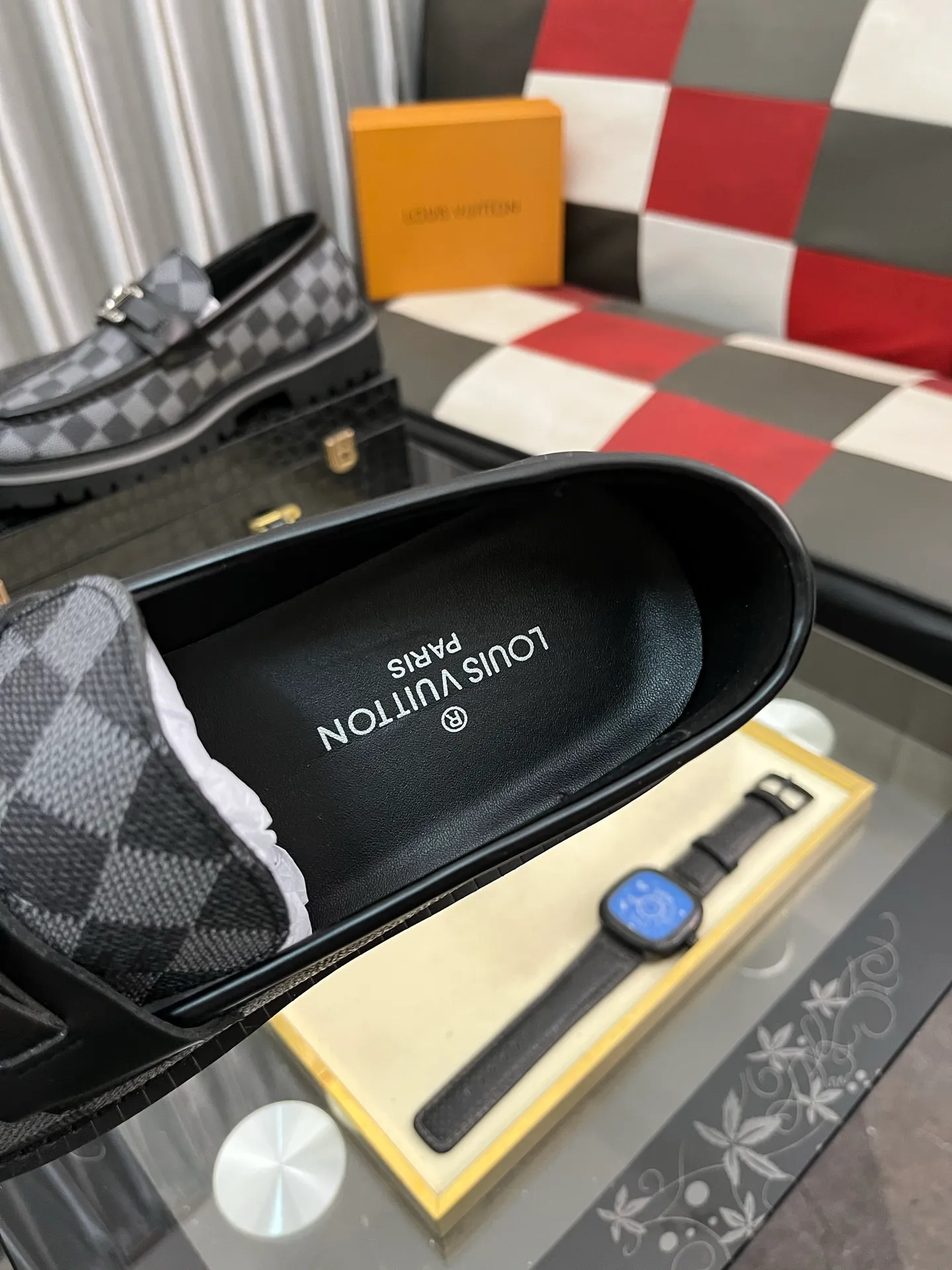 Men's shoes💰458⌚️⌚️[Louis Vuitton (LV)] High-end business formal leather shoes🍀luxurious and elegant style, paying equal attention to practicality and style, professional focus on details and quality, counter original 1⃣️: 1⃣️super accurate reproduction👍🏻! Material: The upper is made of imported original calfskin➕imported Italian cowhide leather. Original anti-slip and wear-resistant outsole! Code number: 38--443️⃣Colors available